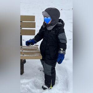 Ixtreme Outfitters Snowsuit, Hooded One Piece, Front Zip. Black Gray. Sz 24 Mo